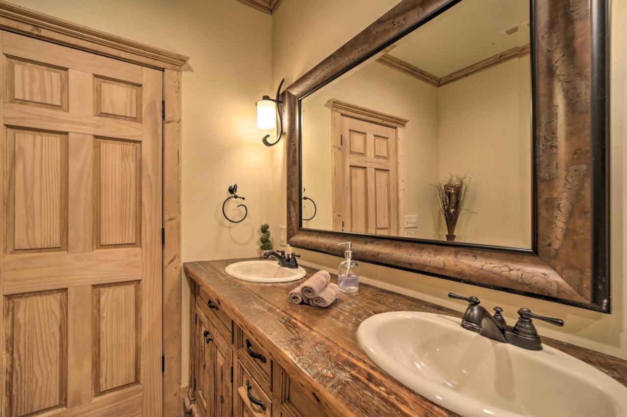 Luxury Cabin Rental In Franklin With Private Hot Tub Exterior photo