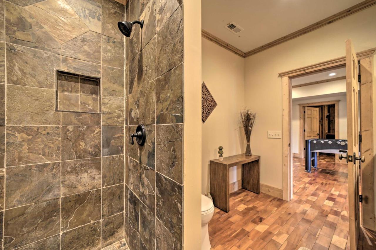 Luxury Cabin Rental In Franklin With Private Hot Tub Exterior photo