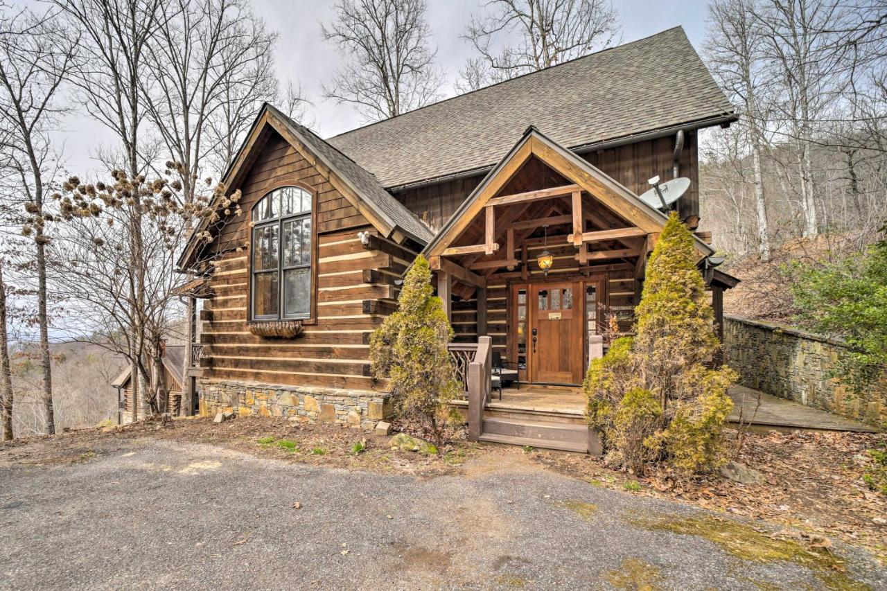 Luxury Cabin Rental In Franklin With Private Hot Tub Exterior photo